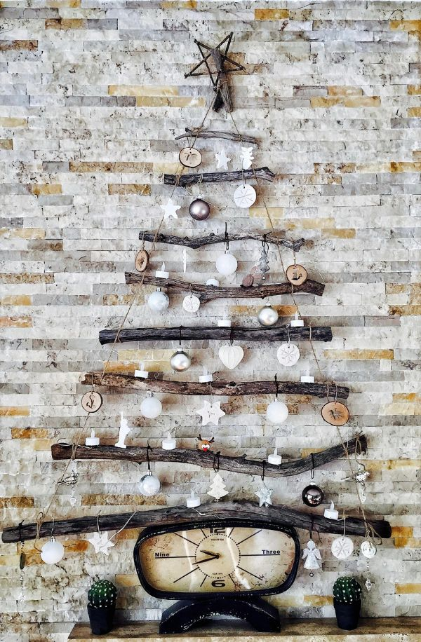 Handmade DIY Christmas tree from logs and rope - easy diy projects by Ezpratik decor